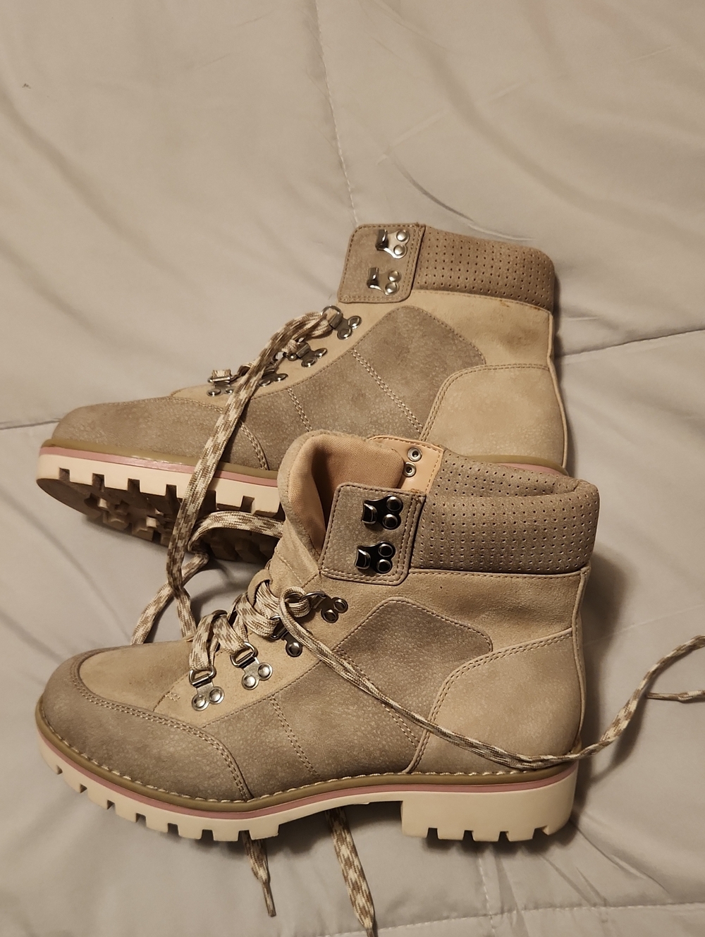 Crown Vintage Taupe Lace-Up Hiking Ankle Boots, 8.5 Size